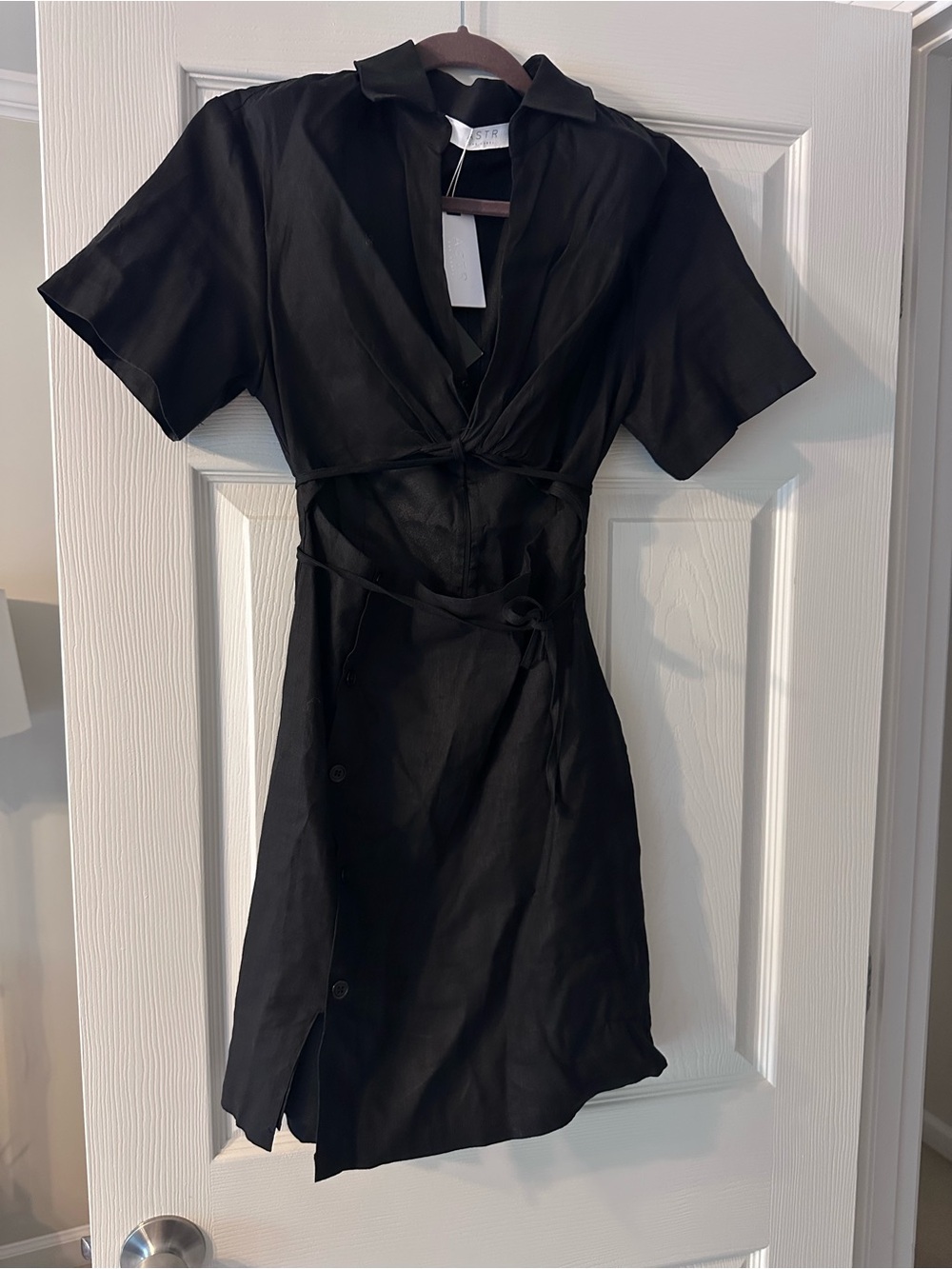 ASTR the label Black Short Sleeve Twist Front Mini Dress